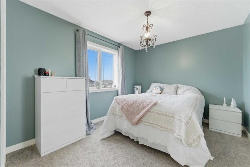 207 Gleneagles View, Cochrane, AB 