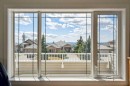 207 Gleneagles View, Cochrane, AB 