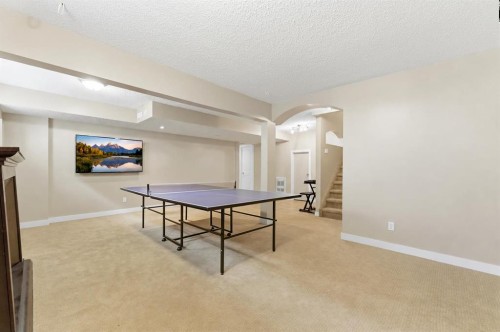 207 Gleneagles View, Cochrane, AB 