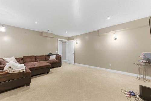 207 Gleneagles View, Cochrane, AB 