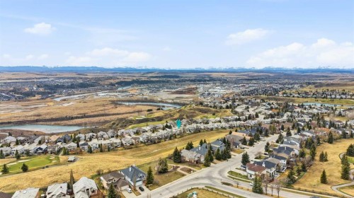 207 Gleneagles View, Cochrane, AB 