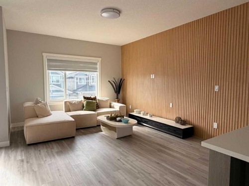 30 Red Sky Manor Ne, Calgary, AB - Indoor Photo Showing Living Room