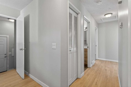 5543 Dalhart Road Nw, Calgary, AB 