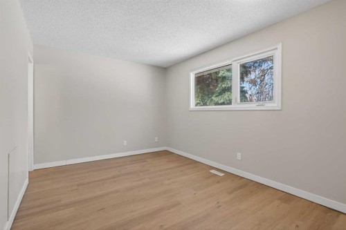 5543 Dalhart Road Nw, Calgary, AB 