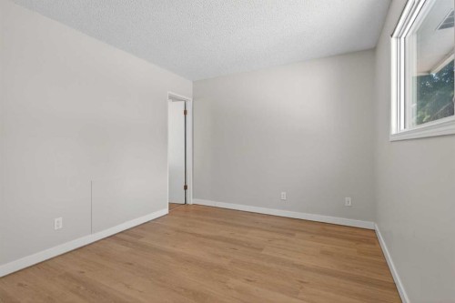 5543 Dalhart Road Nw, Calgary, AB 