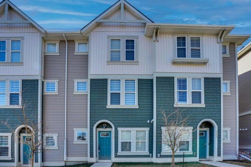 229 South Point Park Sw, Airdrie, AB - Outdoor With Facade