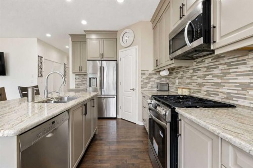 2134 Brightoncrest Common Se, Calgary, AB - Indoor Photo Showing Kitchen With Double Sink With Upgraded Kitchen
