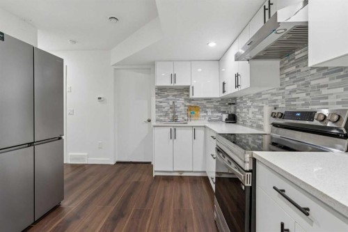 2134 Brightoncrest Common Se, Calgary, AB - Indoor Photo Showing Kitchen With Upgraded Kitchen