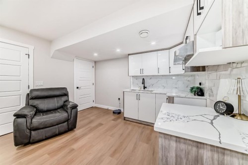 35 Waterford Manor, Chestermere, AB - Indoor