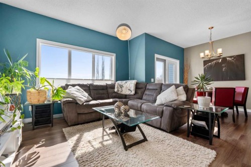 534 River Heights Crescent, Cochrane, AB - Indoor Photo Showing Living Room