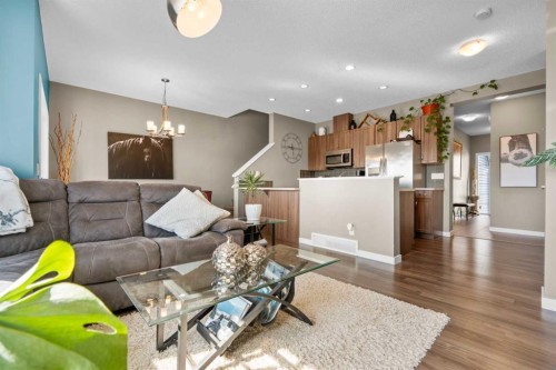 534 River Heights Crescent, Cochrane, AB - Indoor Photo Showing Living Room