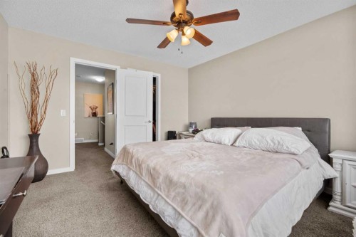 534 River Heights Crescent, Cochrane, AB - Indoor Photo Showing Bedroom