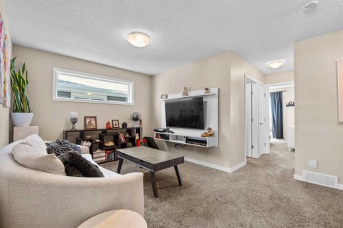 534 River Heights Crescent, Cochrane, AB - Indoor Photo Showing Living Room