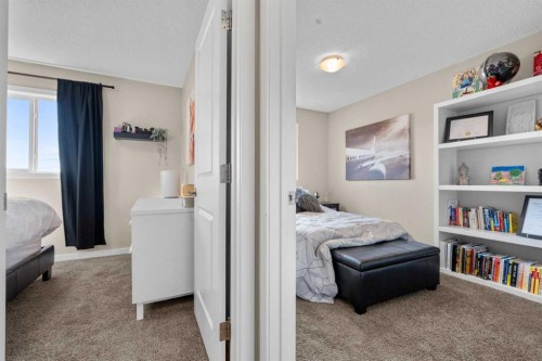 534 River Heights Crescent, Cochrane, AB - Indoor Photo Showing Bedroom