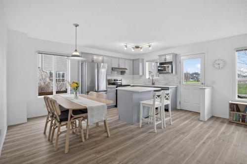 8050 Cougar Ridge Avenue Sw, Calgary, AB - Indoor