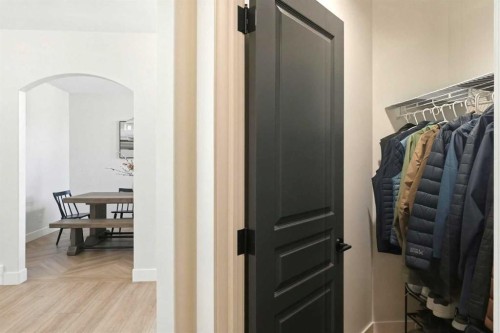 15 Valley Stream Manor Nw, Calgary, AB - Indoor