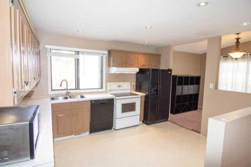 2716 Cedar Ridge Drive Sw, Calgary, AB 