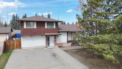 2716 Cedar Ridge Drive Sw, Calgary, AB 