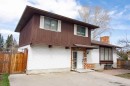 2716 Cedar Ridge Drive Sw, Calgary, AB 
