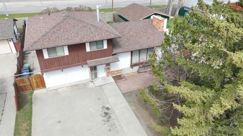 2716 Cedar Ridge Drive Sw, Calgary, AB 