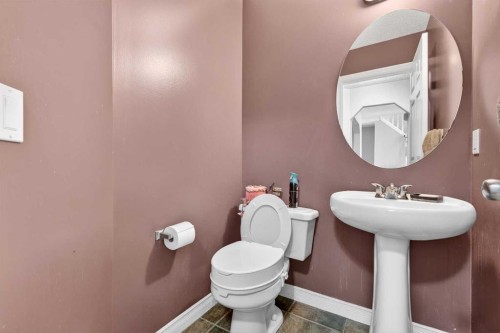 99 Evansmeade Crescent Nw, Calgary, AB - Indoor Photo Showing Bathroom