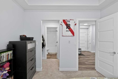 301-55 Wolf Hollow Crescent Se, Calgary, AB - Indoor Photo Showing Other Room