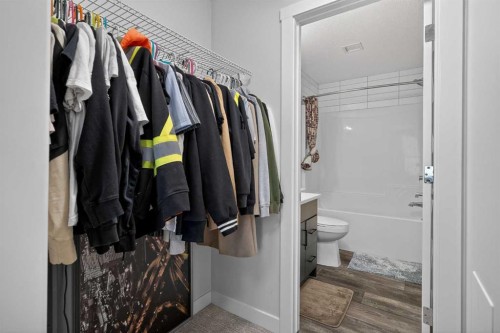 301-55 Wolf Hollow Crescent Se, Calgary, AB - Indoor With Storage