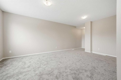 92-203 Lynnview Road Se, Calgary, AB - Indoor Photo Showing Other Room