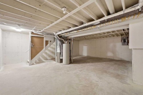 92-203 Lynnview Road Se, Calgary, AB - Indoor Photo Showing Basement