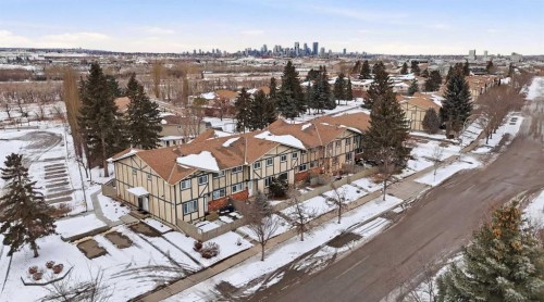 92-203 Lynnview Road Se, Calgary, AB - Outdoor With View