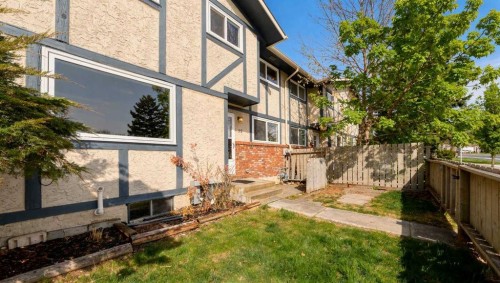 92-203 Lynnview Road Se, Calgary, AB - Outdoor