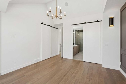 645 36 Street Sw, Calgary, AB - Indoor Photo Showing Other Room