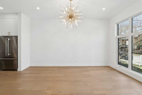 645 36 Street Sw, Calgary, AB - Indoor Photo Showing Other Room