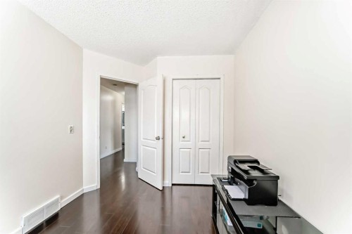 38 San Diego Way Ne, Calgary, AB - Indoor Photo Showing Other Room