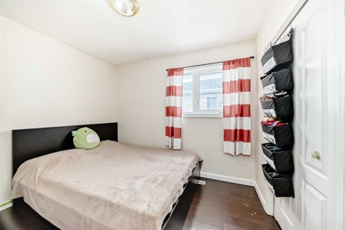 38 San Diego Way Ne, Calgary, AB - Indoor Photo Showing Bedroom