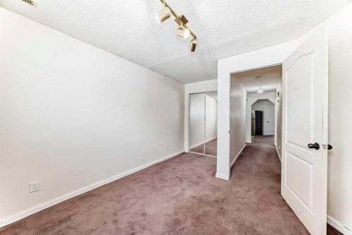 38 San Diego Way Ne, Calgary, AB - Indoor Photo Showing Other Room