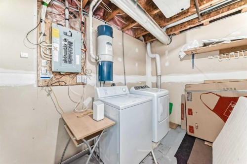 38 San Diego Way Ne, Calgary, AB - Indoor Photo Showing Laundry Room