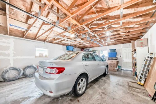 38 San Diego Way Ne, Calgary, AB - Indoor Photo Showing Garage