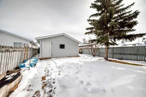 38 San Diego Way Ne, Calgary, AB - Outdoor