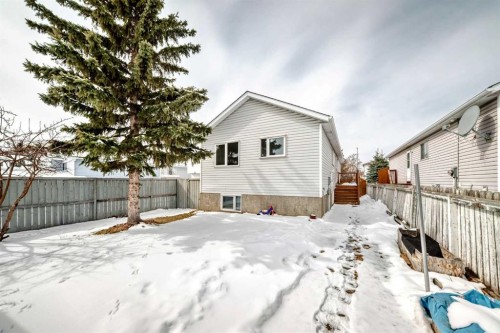 38 San Diego Way Ne, Calgary, AB - Outdoor