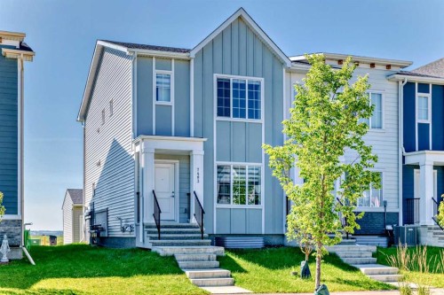 7403 202 Avenue Se, Calgary, AB - Outdoor With Facade