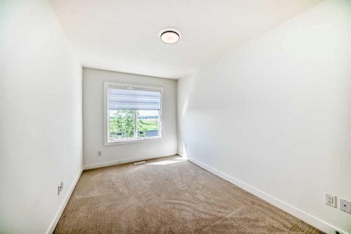 7403 202 Avenue Se, Calgary, AB - Indoor Photo Showing Other Room