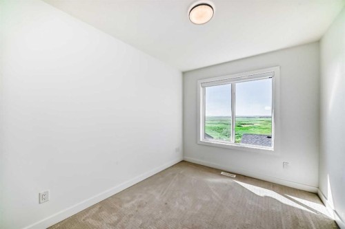 7403 202 Avenue Se, Calgary, AB - Indoor Photo Showing Other Room