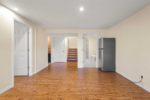 92 Covehaven Terrace Ne, Calgary, AB - Indoor Photo Showing Other Room