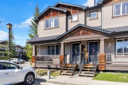 47 Panatella Park NW Calgary, AB T3K 6L5