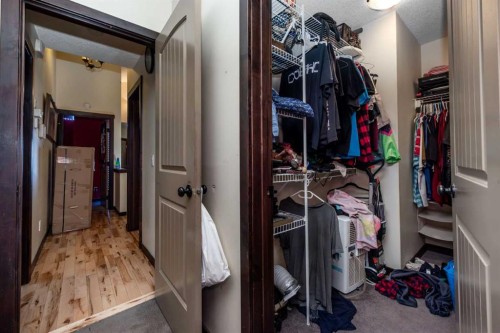 100 Willow Ridge Link, Diamond Valley, AB - Indoor With Storage