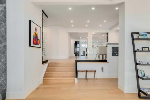1206 Varsity Estates Road Nw, Calgary, AB - Indoor Photo Showing Other Room