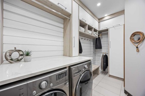 3 Tremblant Point Sw, Calgary, AB - Indoor Photo Showing Laundry Room