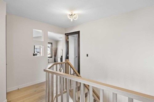 3 Tremblant Point Sw, Calgary, AB - Indoor Photo Showing Other Room