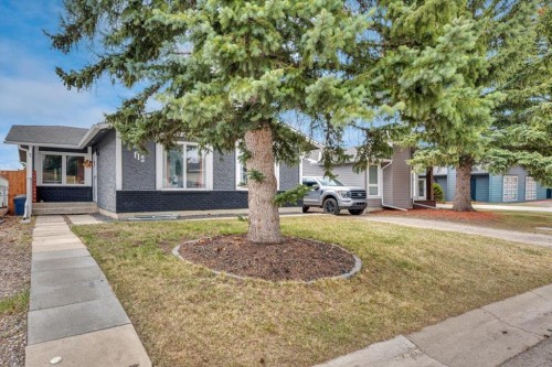 112 Thorson Crescent  Okotoks, AB T1S 1C9